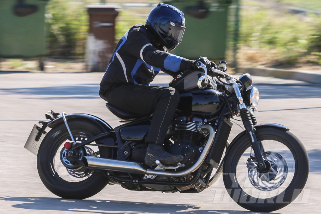 2016 Triumph Bonneville Model